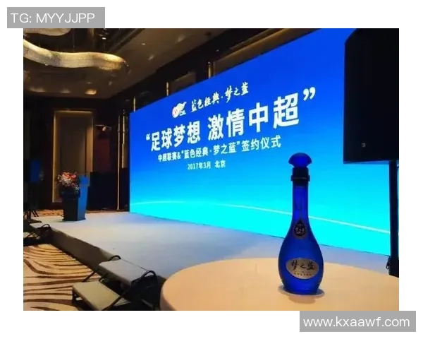 阿迪达斯足球广告：两个小孩选球星展现梦想与激情的对决